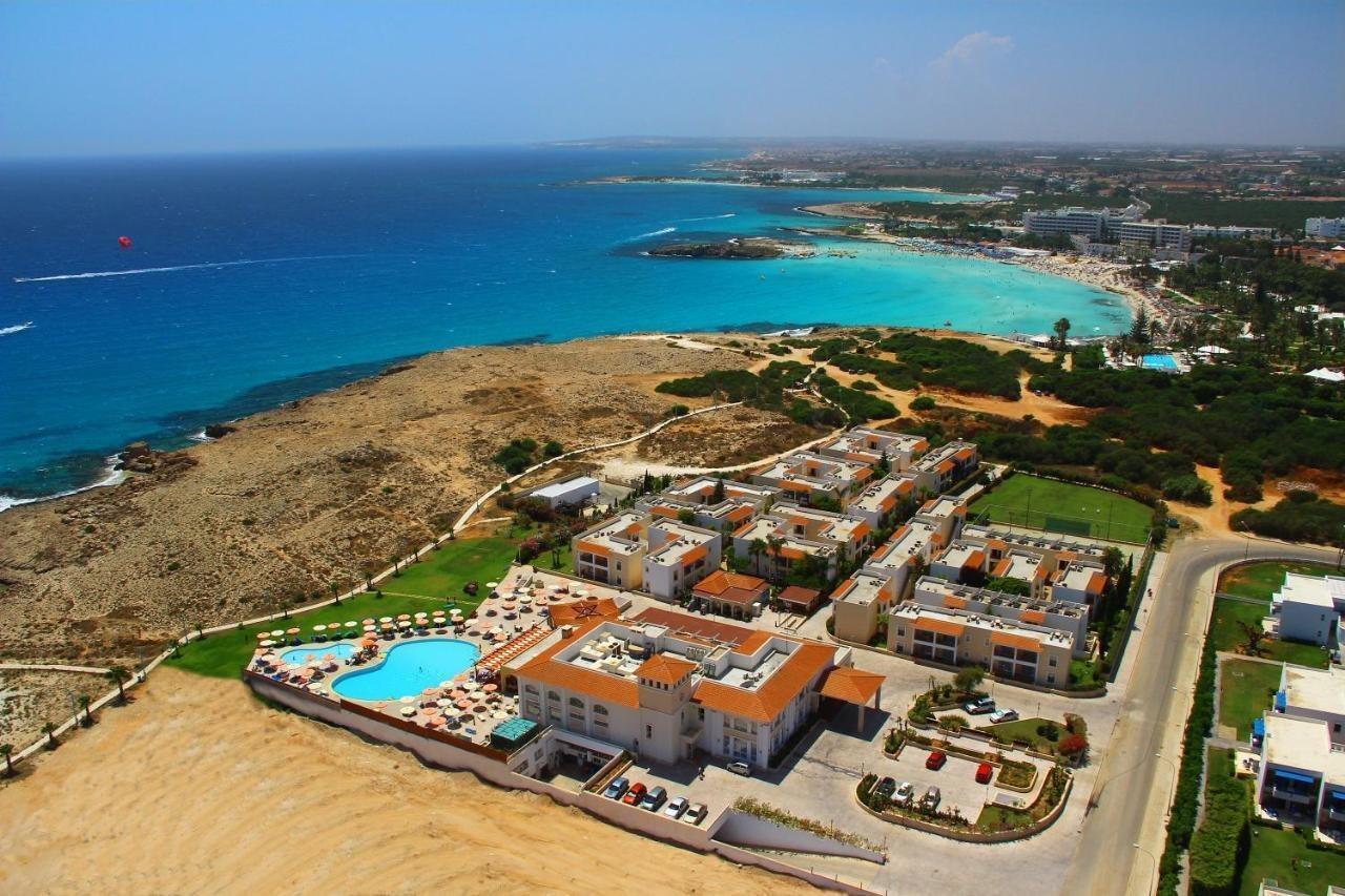 Aktea Beach Village Aya Napa Dış mekan fotoğraf