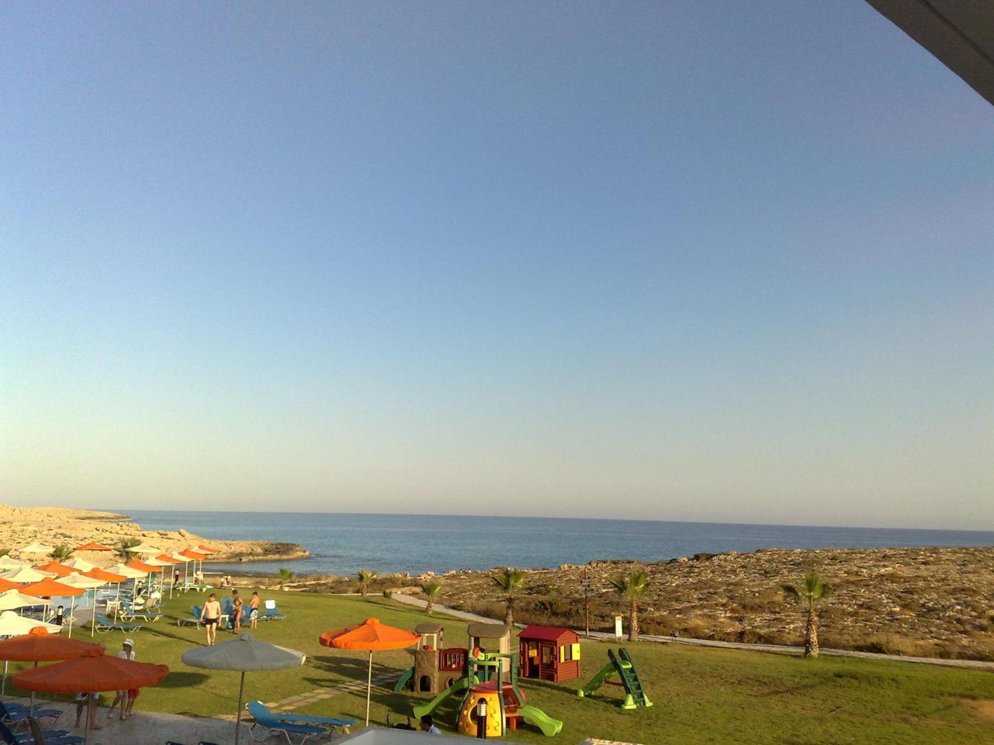 Aktea Beach Village Aya Napa Dış mekan fotoğraf