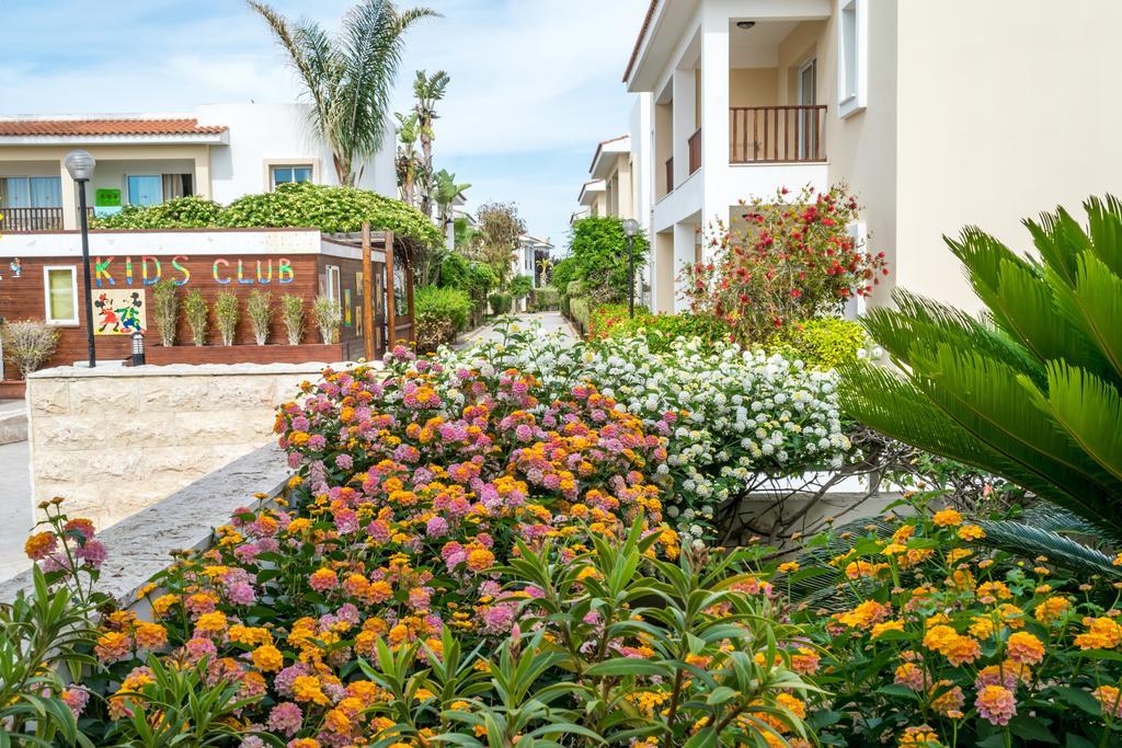 Aktea Beach Village Aya Napa Dış mekan fotoğraf