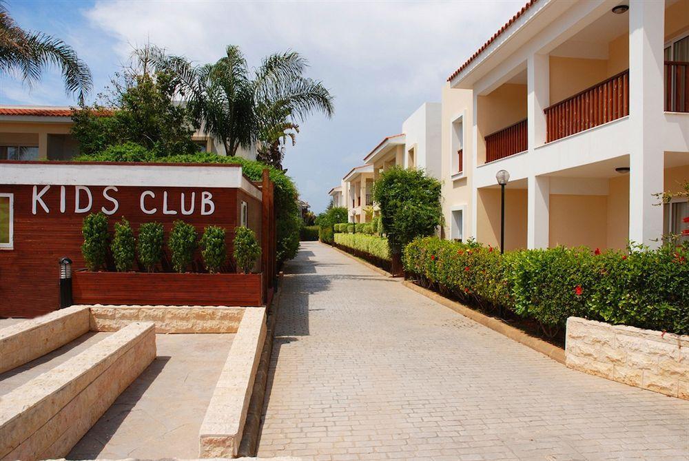 Aktea Beach Village Aya Napa Dış mekan fotoğraf