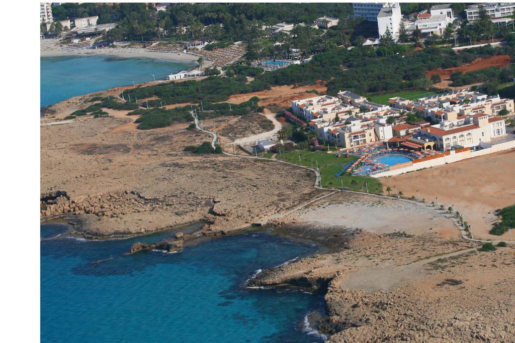 Aktea Beach Village Aya Napa Dış mekan fotoğraf